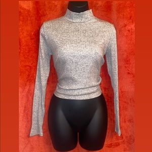 Turtle neck top